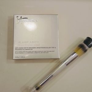 It Cosmetics face Duo TWO compacts